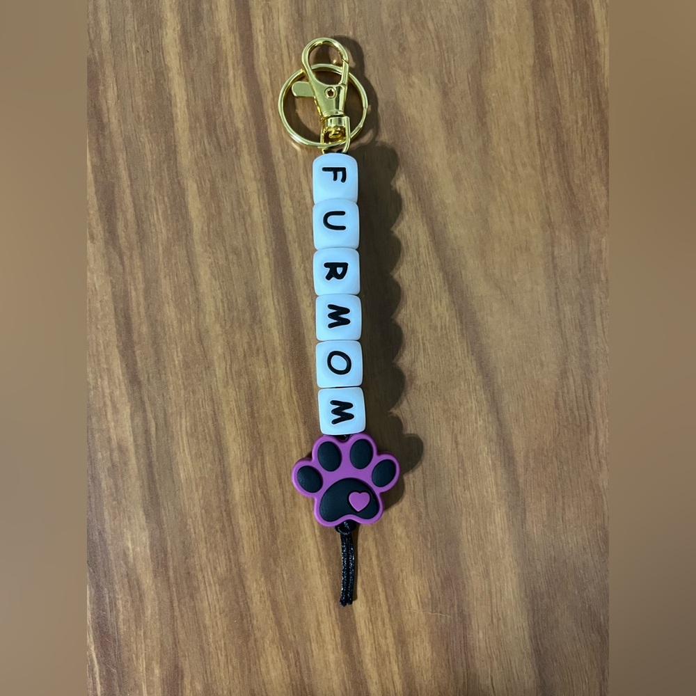 Furmom With Paw Keychain